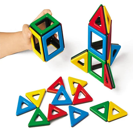 3-D Magnetic Builders - Starter Set